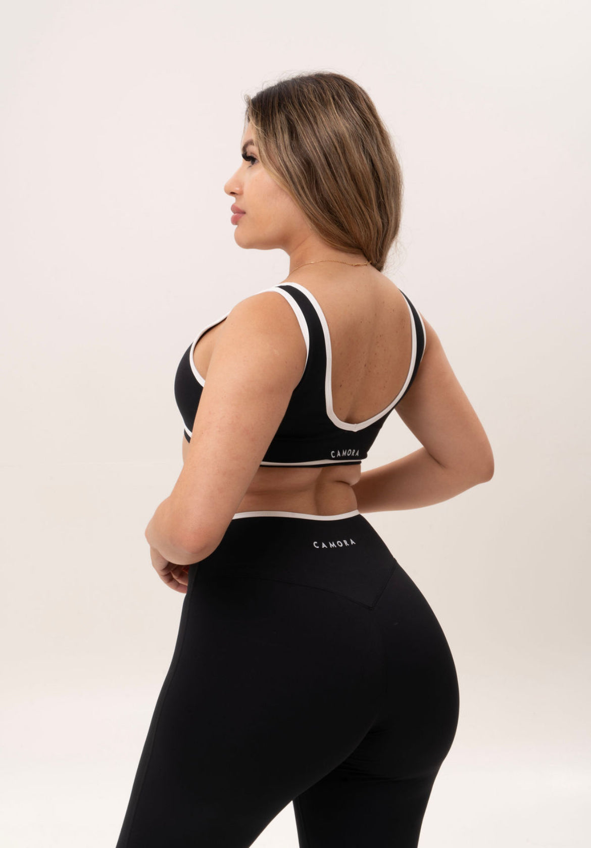 Seamless Cropped V-Neck Sports Bra